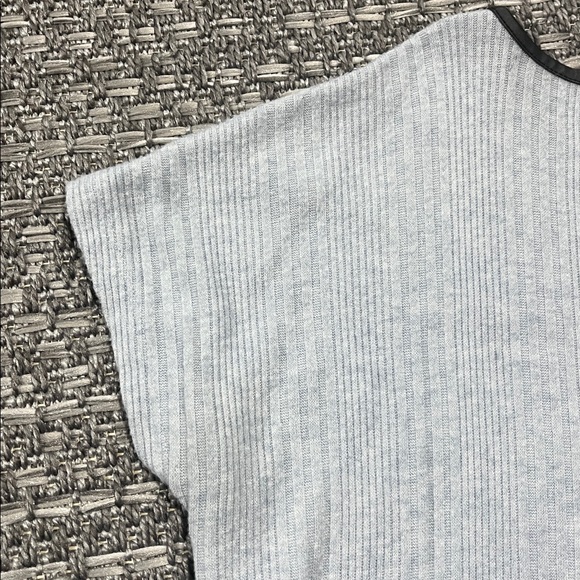 Suzy Shier | Blue Faux Leather Trim Hi-Low Top - Picture 10 of 10